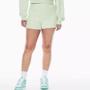 TNA Aritzia Cozy Shorts Fleece Boyfriend Pockets Light Green Pull On Shorts Sz M